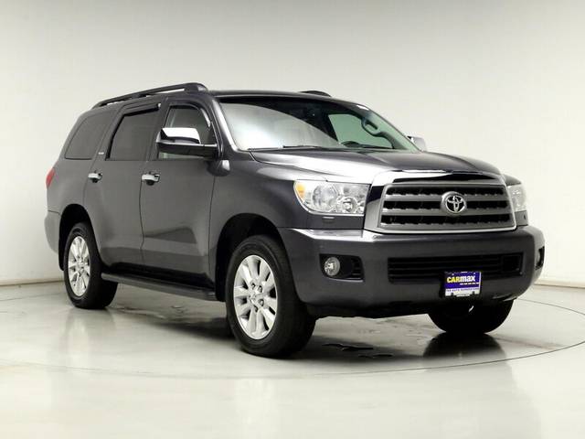 2016 Toyota Sequoia Platinum 4WD photo
