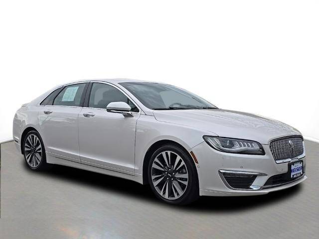 2017 Lincoln MKZ Reserve AWD photo