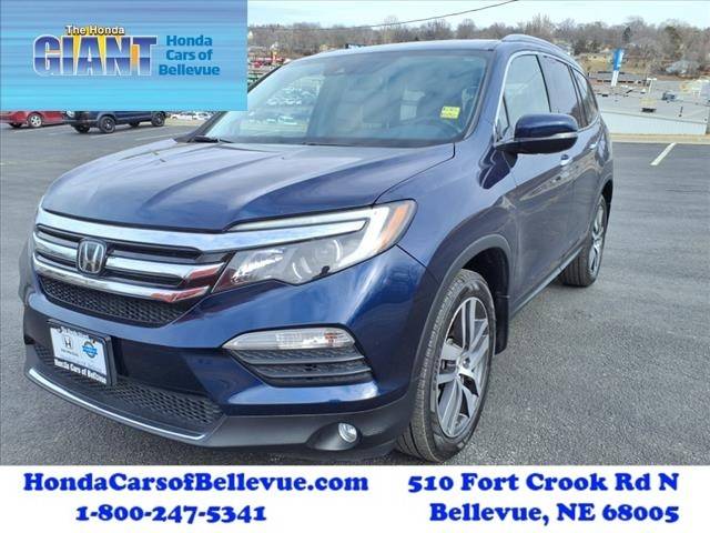 2016 Honda Pilot Touring AWD photo