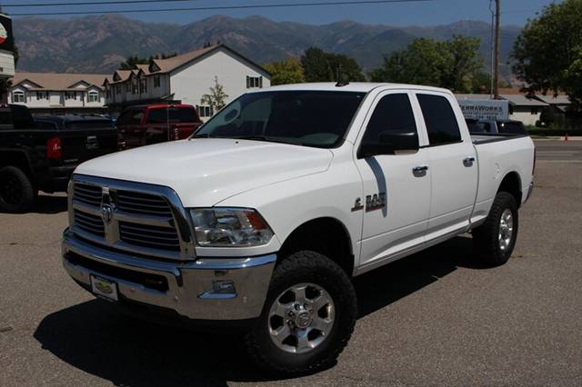 2017 Ram 2500 Big Horn 4WD photo