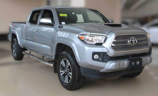 2017 Toyota Tacoma TRD Sport 4WD photo