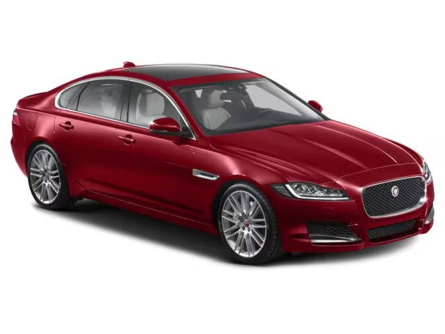 2017 Jaguar XF 20d Premium RWD photo