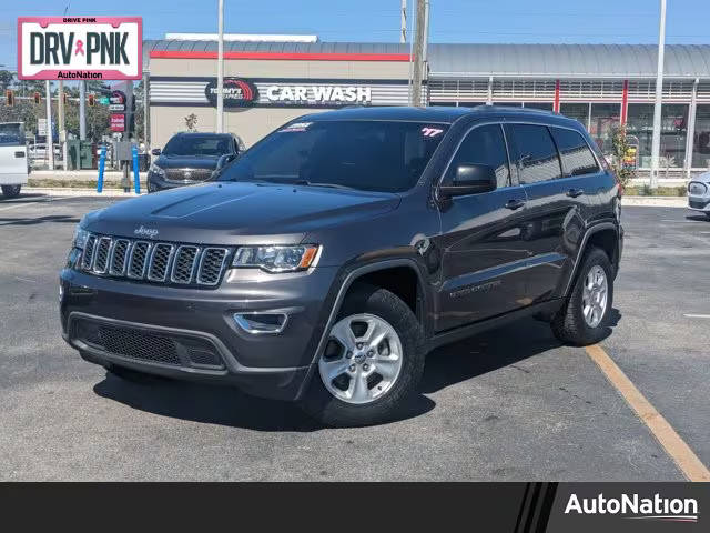 2017 Jeep Grand Cherokee Laredo RWD photo