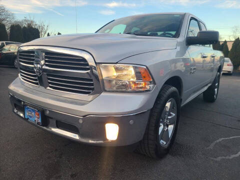 2017 Ram 1500 Big Horn 4WD photo