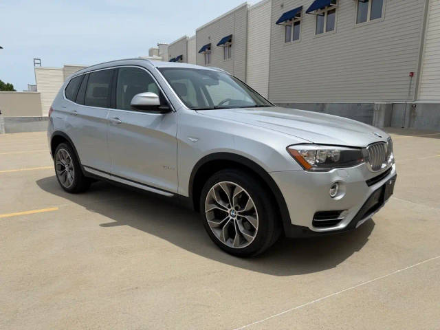 2017 BMW X3 xDrive28i AWD photo