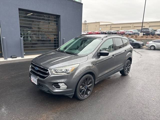 2017 Ford Escape SE FWD photo