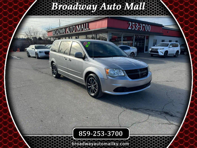 2017 Dodge Grand Caravan SE Plus FWD photo