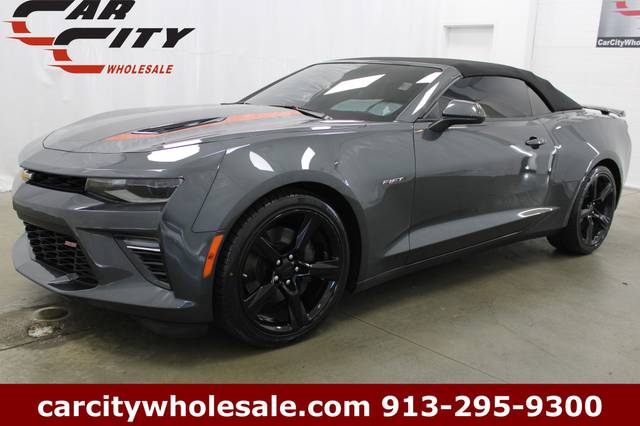 2017 Chevrolet Camaro 2SS RWD photo