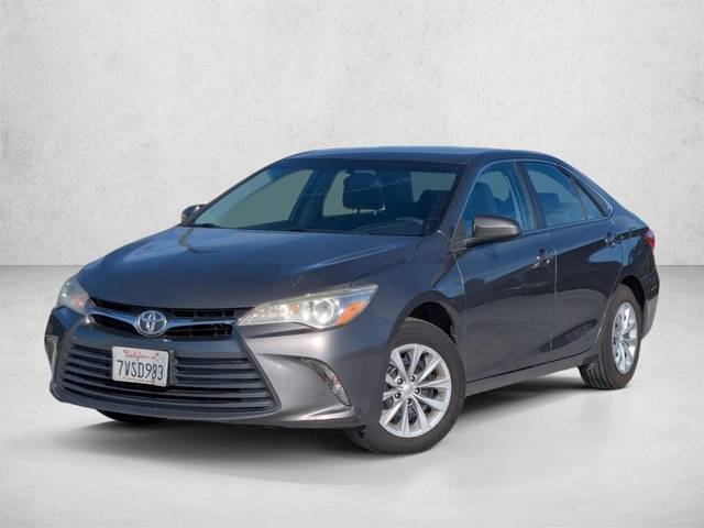 2017 Toyota Camry LE FWD photo