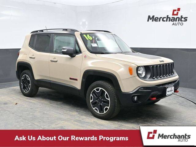 2016 Jeep Renegade Trailhawk 4WD photo