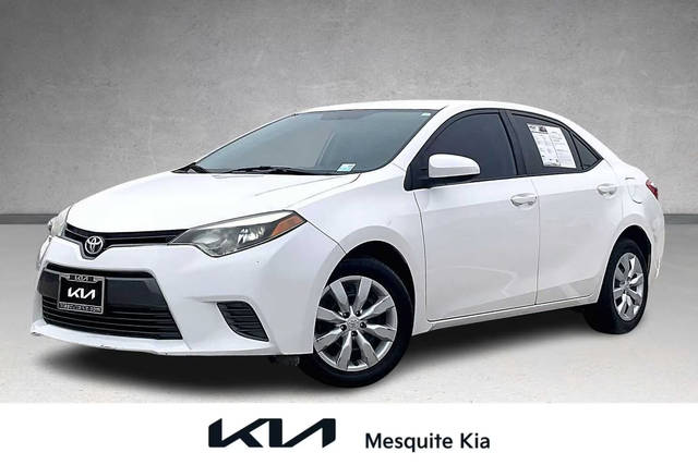 2015 Toyota Corolla LE FWD photo
