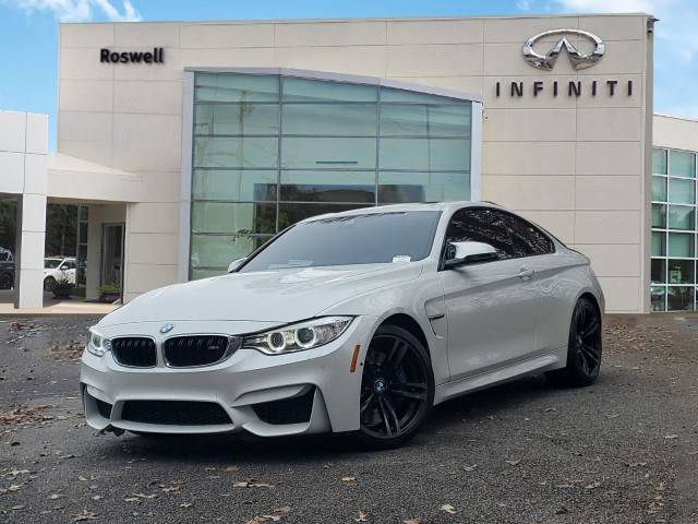 2015 BMW M4  RWD photo