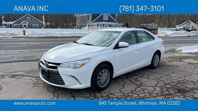 2017 Toyota Camry LE FWD photo