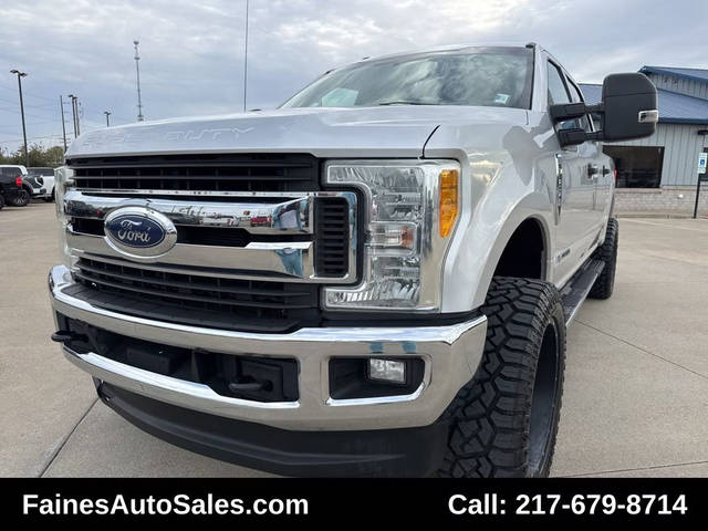 2017 Ford F-250 Super Duty XLT 4WD photo