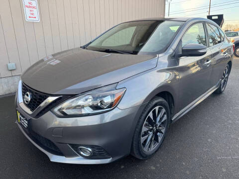 2016 Nissan Sentra SR FWD photo
