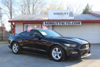 2017 Ford Mustang V6 RWD photo