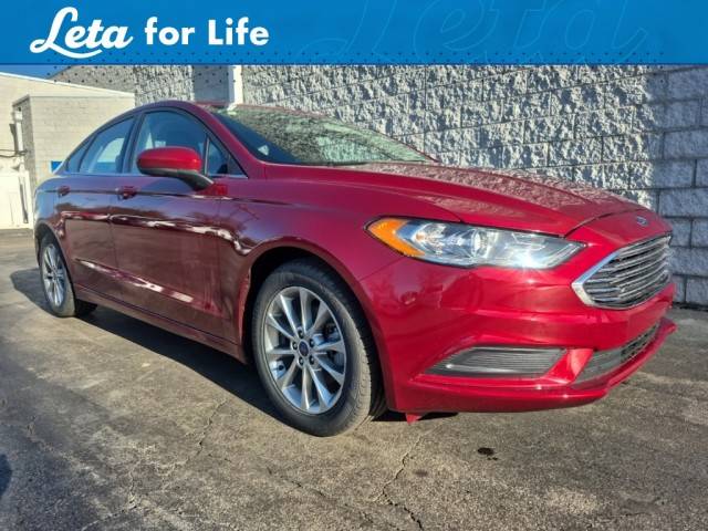 2017 Ford Fusion SE FWD photo