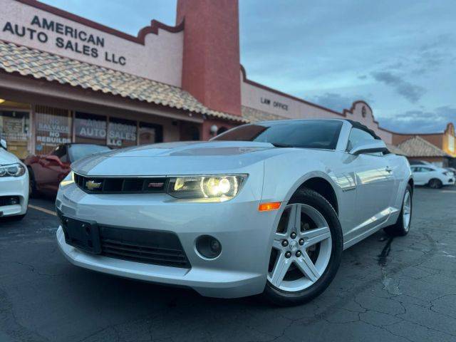 2015 Chevrolet Camaro LT RWD photo