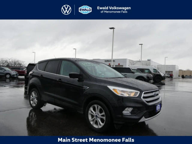 2017 Ford Escape SE FWD photo