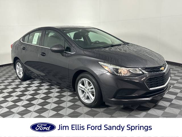 2017 Chevrolet Cruze LT FWD photo