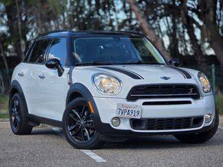2016 MINI Countryman S FWD photo