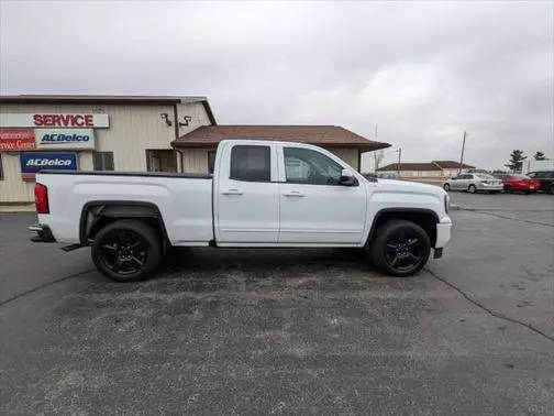 2016 GMC Sierra 1500  4WD photo