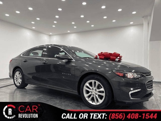 2017 Chevrolet Malibu LT FWD photo