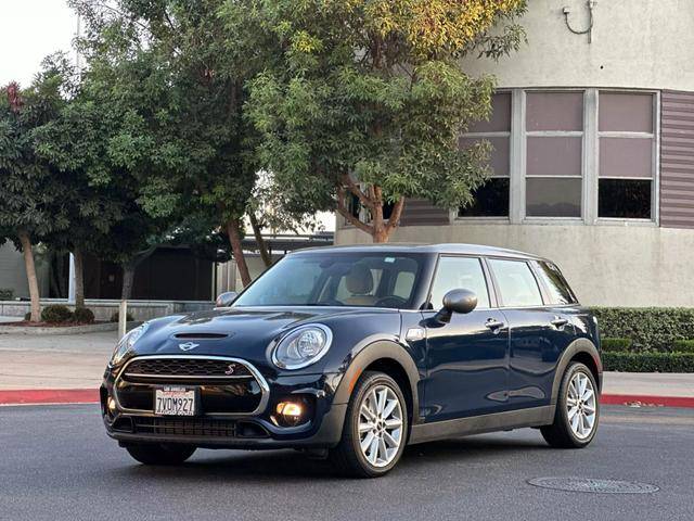 2017 MINI Cooper Clubman Cooper S FWD photo