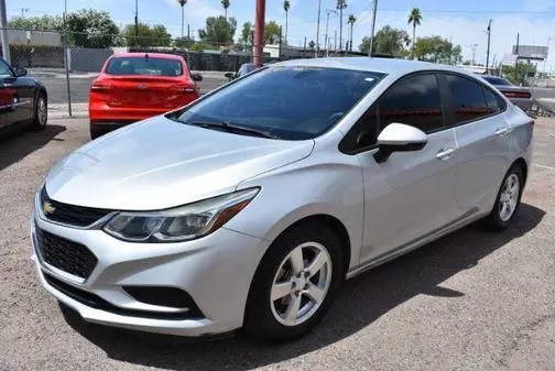 2017 Chevrolet Cruze LS FWD photo