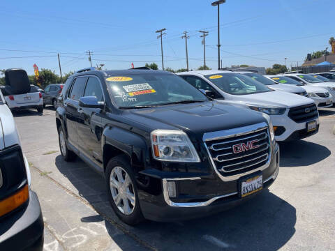 2017 GMC Terrain SLT FWD photo