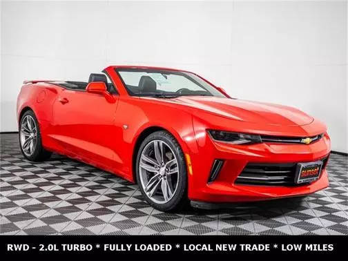 2017 Chevrolet Camaro 2LT RWD photo