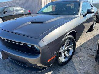 2016 Dodge Challenger SXT RWD photo