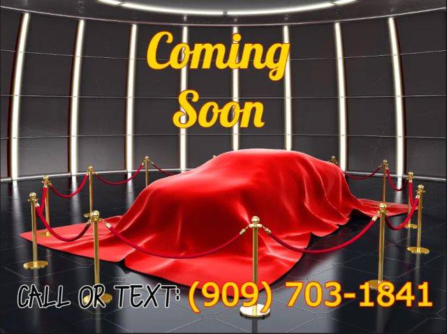 2017 Toyota Camry Hybrid XLE FWD photo