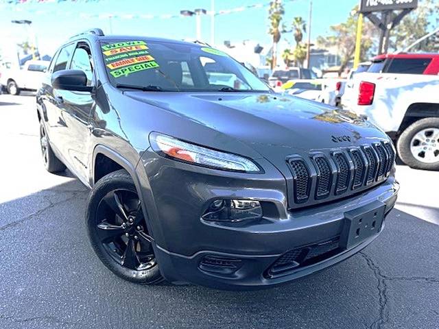 2017 Jeep Cherokee Altitude FWD photo