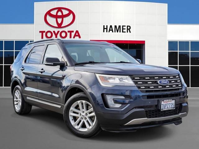 2017 Ford Explorer XLT FWD photo