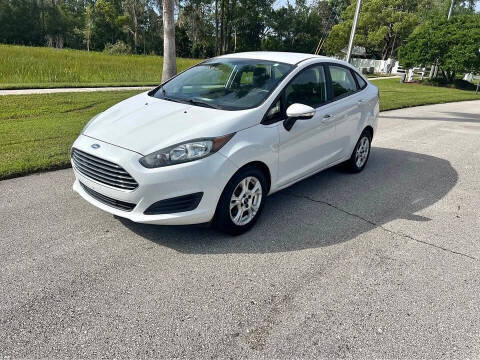 2016 Ford Fiesta SE FWD photo