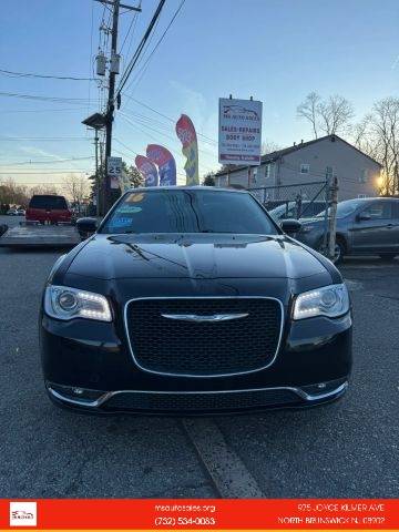 2016 Chrysler 300 Anniversary Edition AWD photo