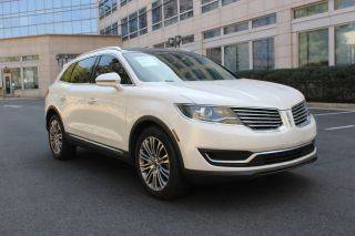 2016 Lincoln MKX Reserve AWD photo