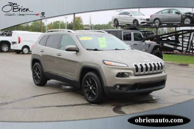 2017 Jeep Cherokee Latitude 4WD photo