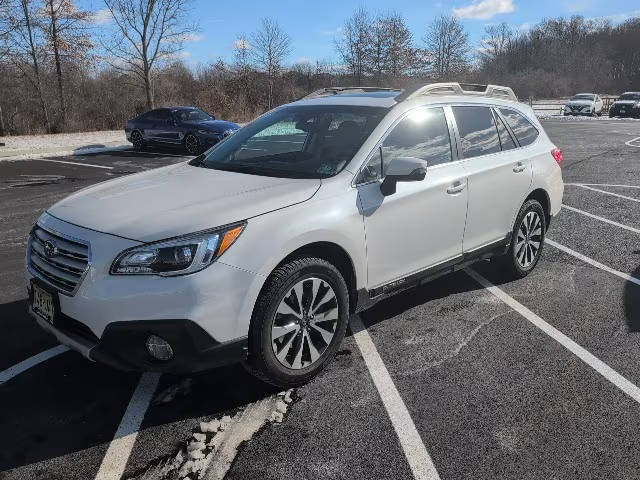 2017 Subaru Outback Limited AWD photo