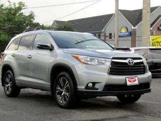 2016 Toyota Highlander XLE AWD photo