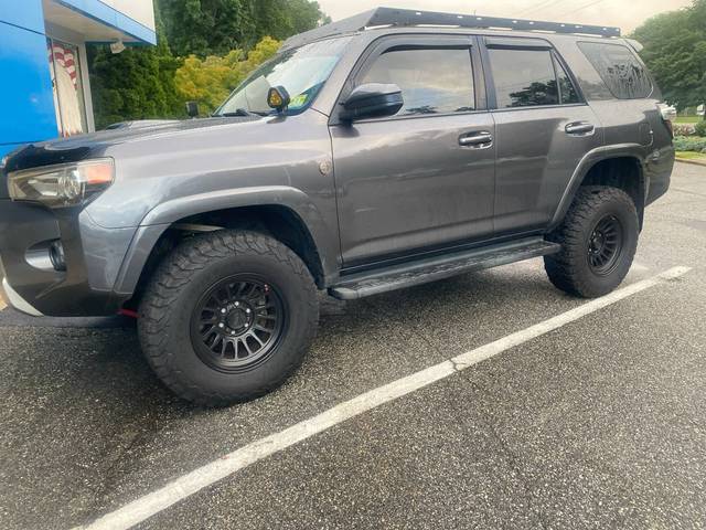 2016 Toyota 4Runner Trail 4WD photo