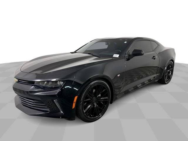 2017 Chevrolet Camaro 1LT RWD photo