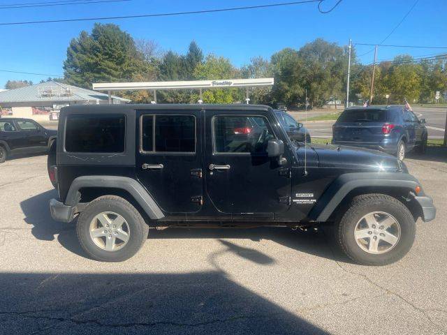 2016 Jeep Wrangler Unlimited Sport 4WD photo