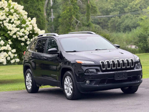 2017 Jeep Cherokee Latitude 4WD photo