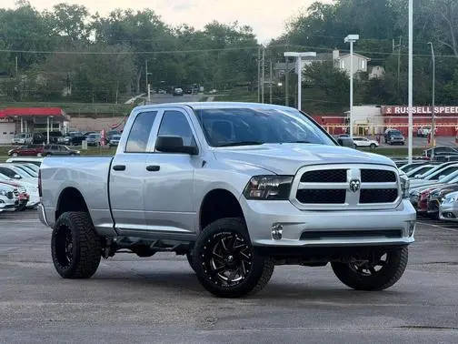 2017 Ram 1500 Express 4WD photo