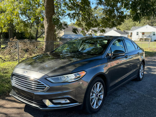 2017 Ford Fusion SE FWD photo