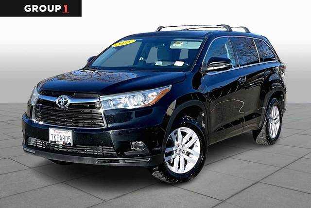 2015 Toyota Highlander LE FWD photo