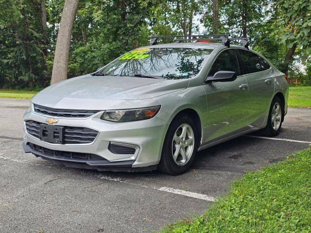 2017 Chevrolet Malibu LS FWD photo
