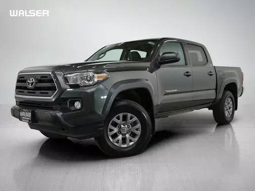 2017 Toyota Tacoma SR5 4WD photo